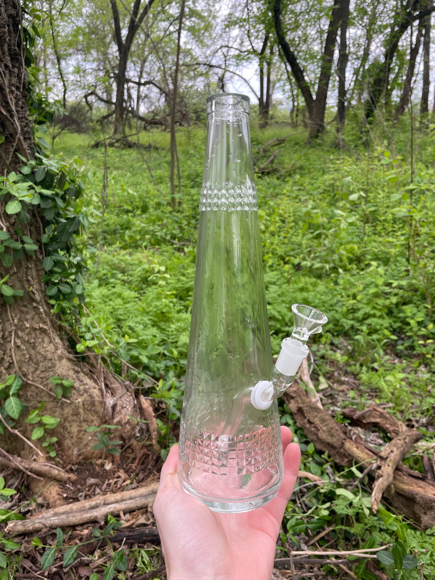 *limited* Studded cone flask water pipe