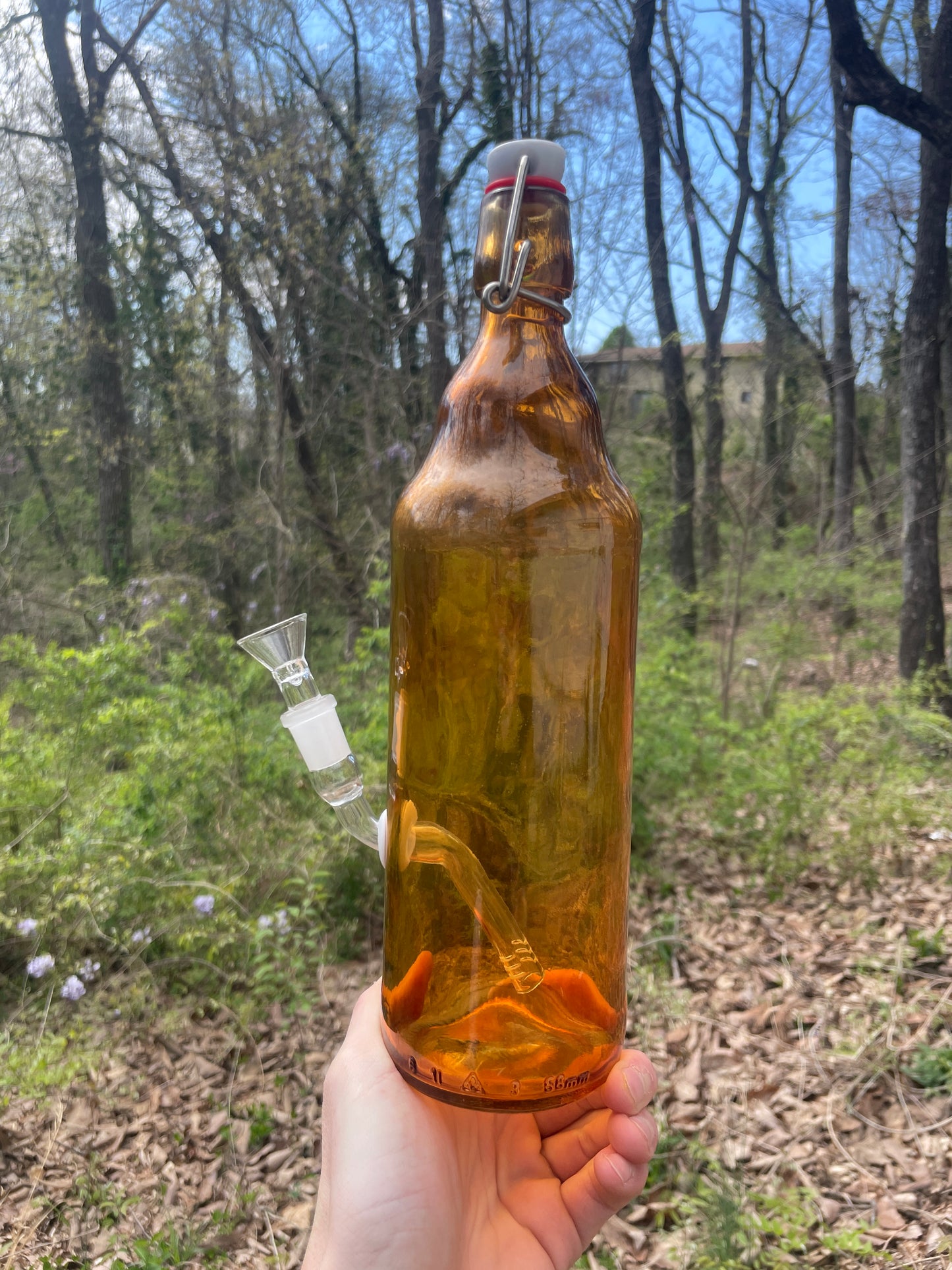 Amber Bottle Water Pipe With Lid!
