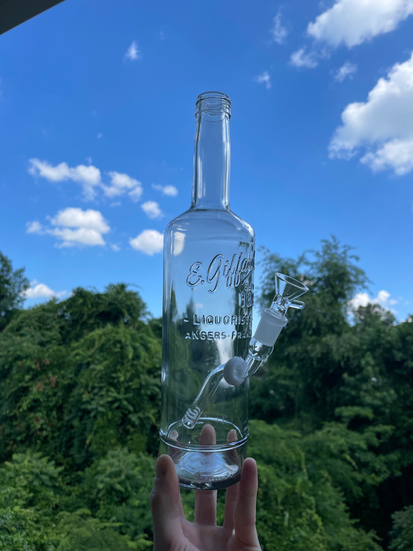 Giffard Liquor Bottle Water Pipe